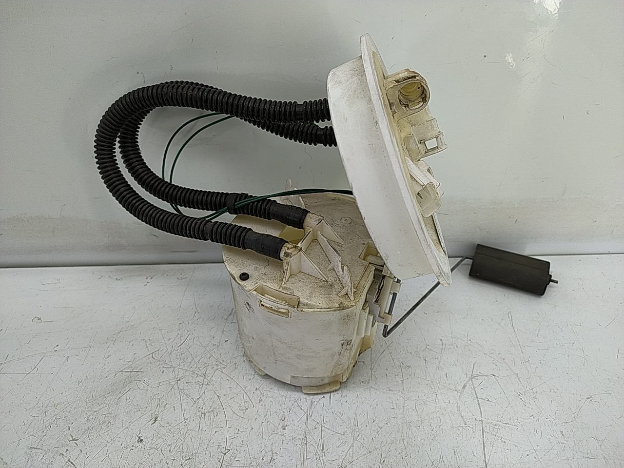 Bomba / Boia  deposito combustivel gasoleo (20274835).