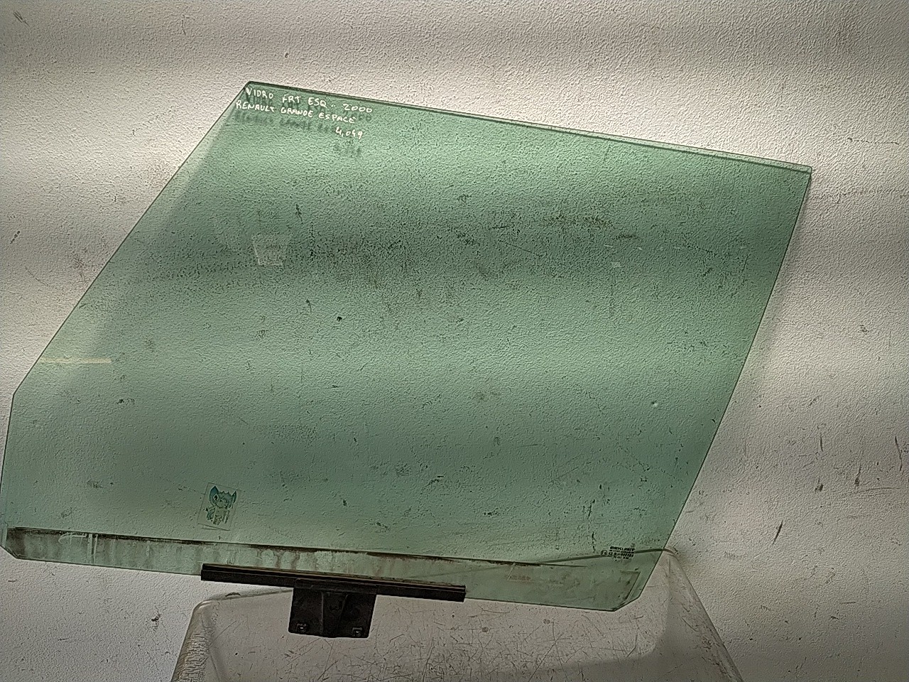 Vidro porta frente esquerda (165776).