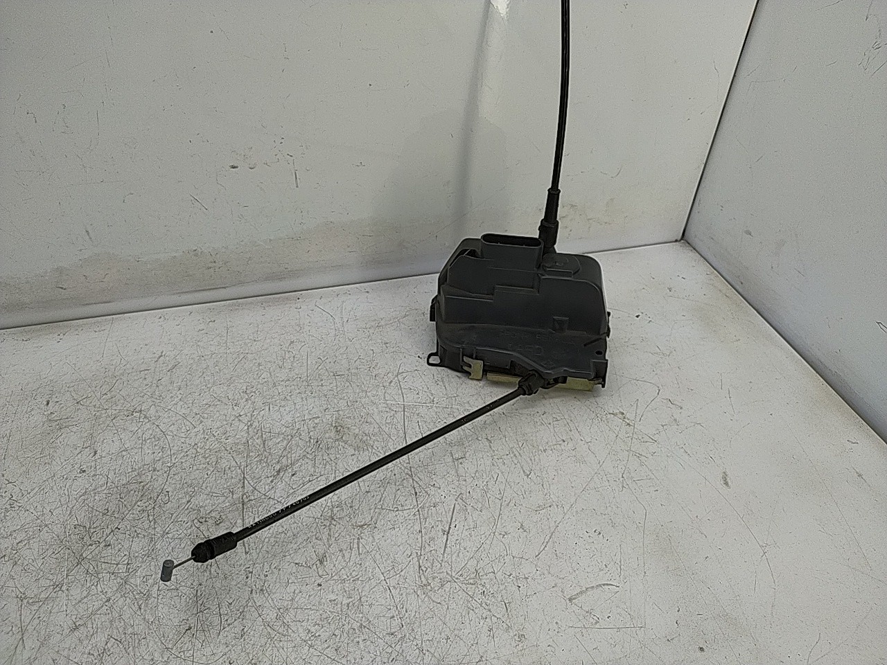 Fecho porta  tras direito (20266722).