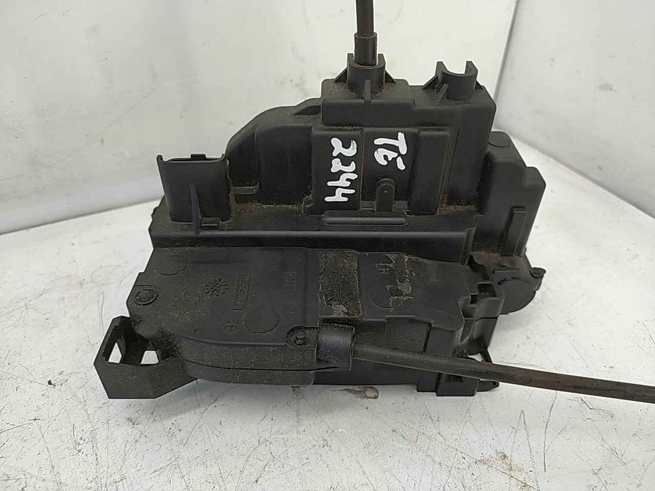 Fecho porta  tras esquerdo (20234179).