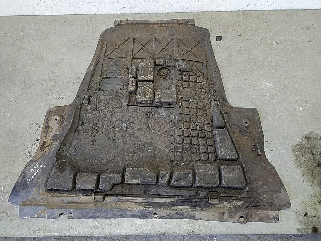 Protecção inferior motor (20275281).