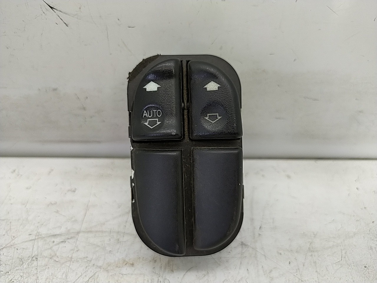 Interruptor vidros porta cond/pass (120905).