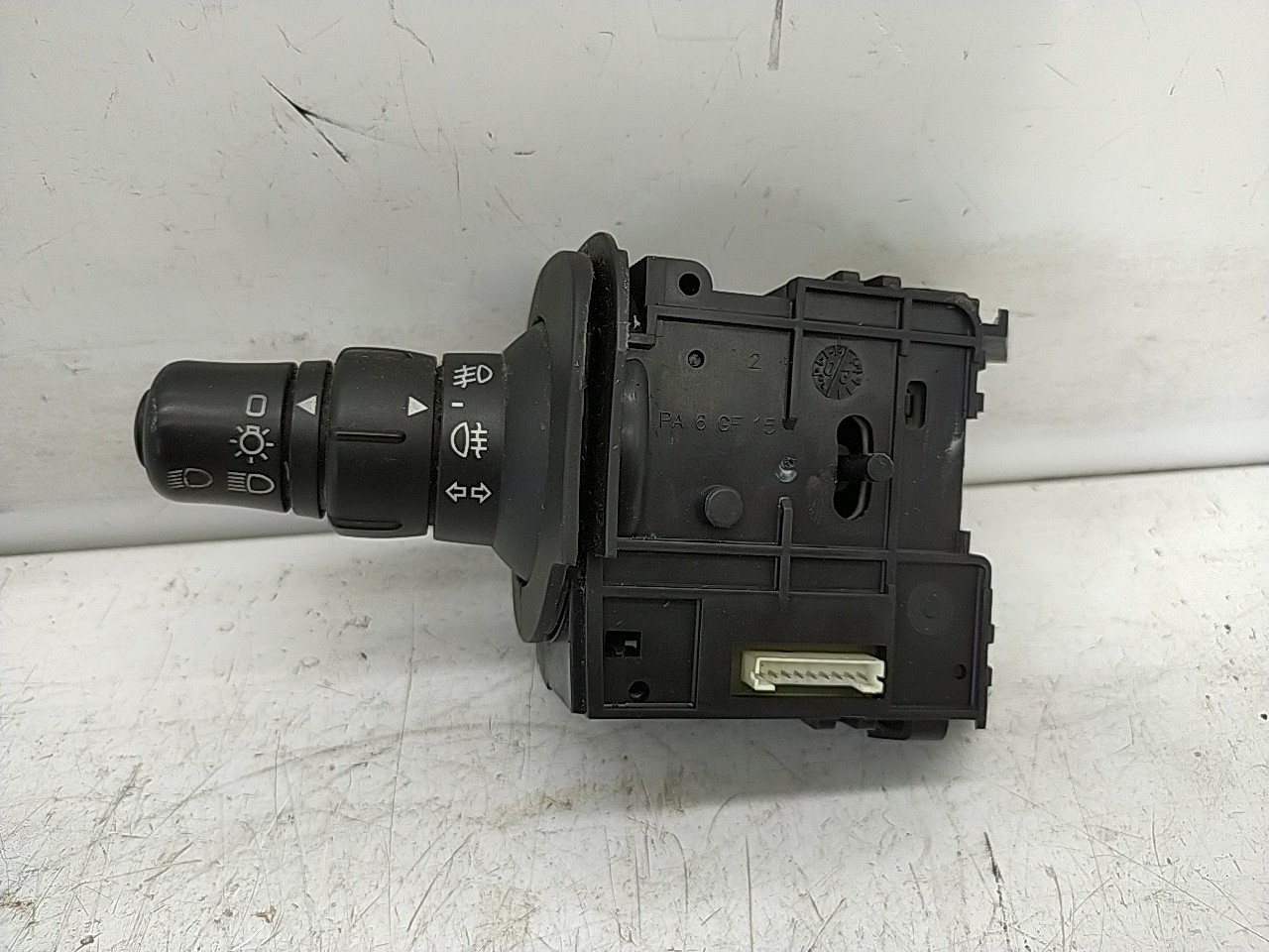Comutador luz/nev (20274971).