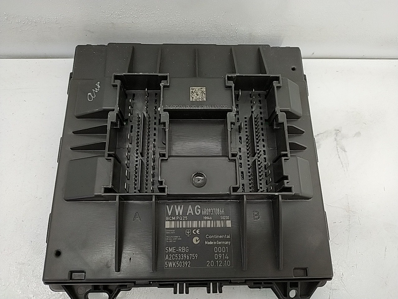 BCM - Caixa Fusiveis (20223413).