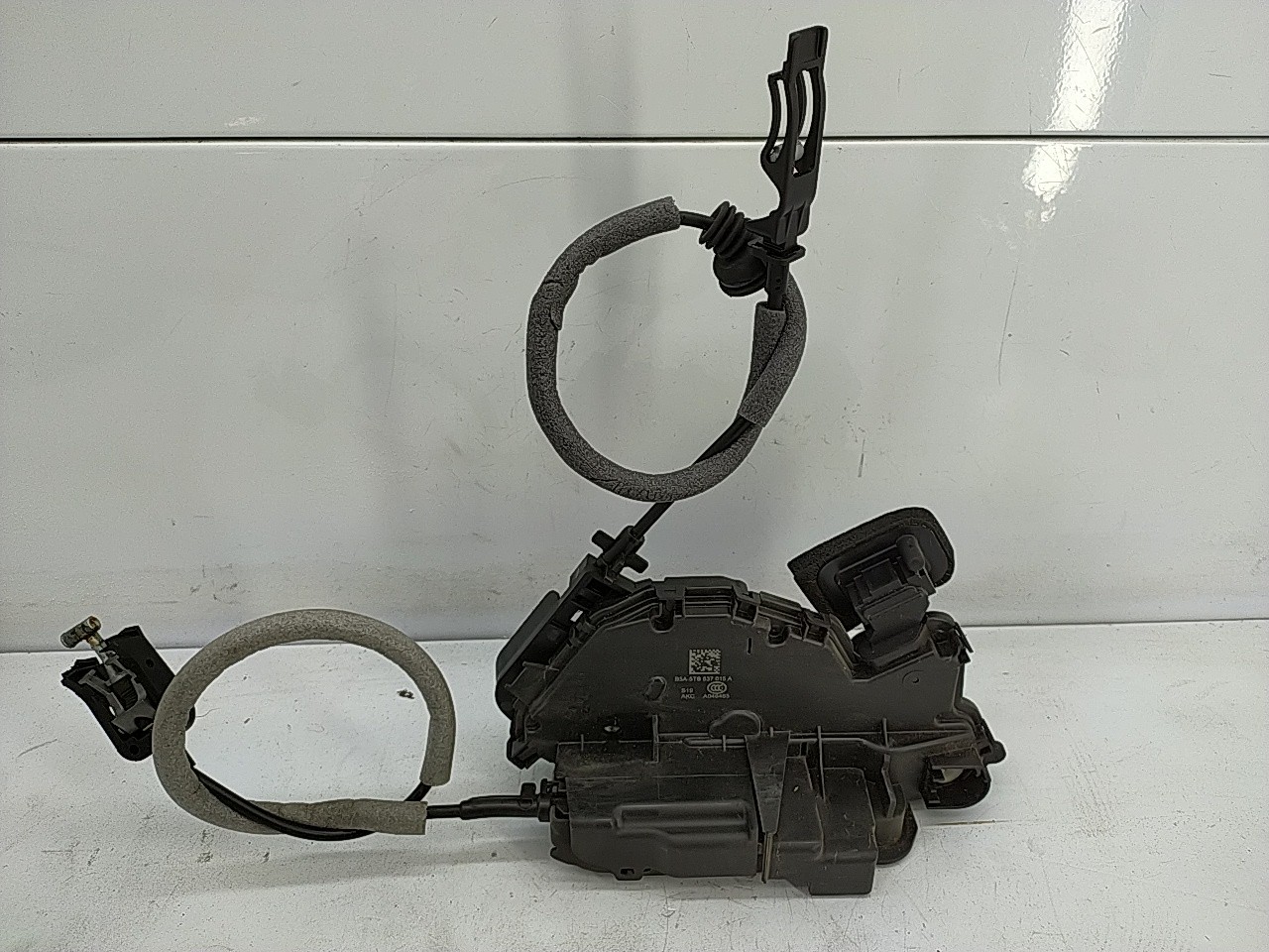 Fecho porta  fte esq (20275368).