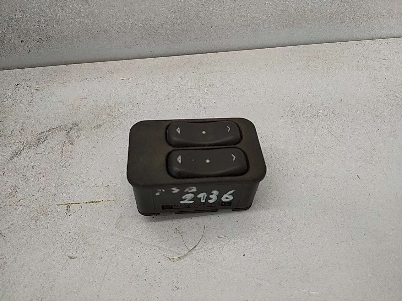 Interruptor vidros porta cond/pass