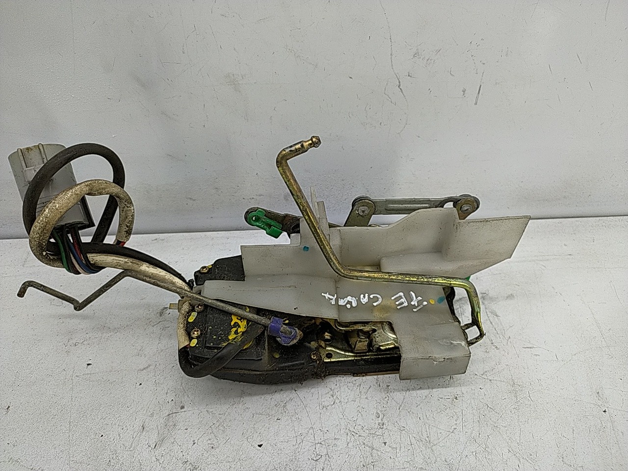 Fecho porta  fte esq (20275528).