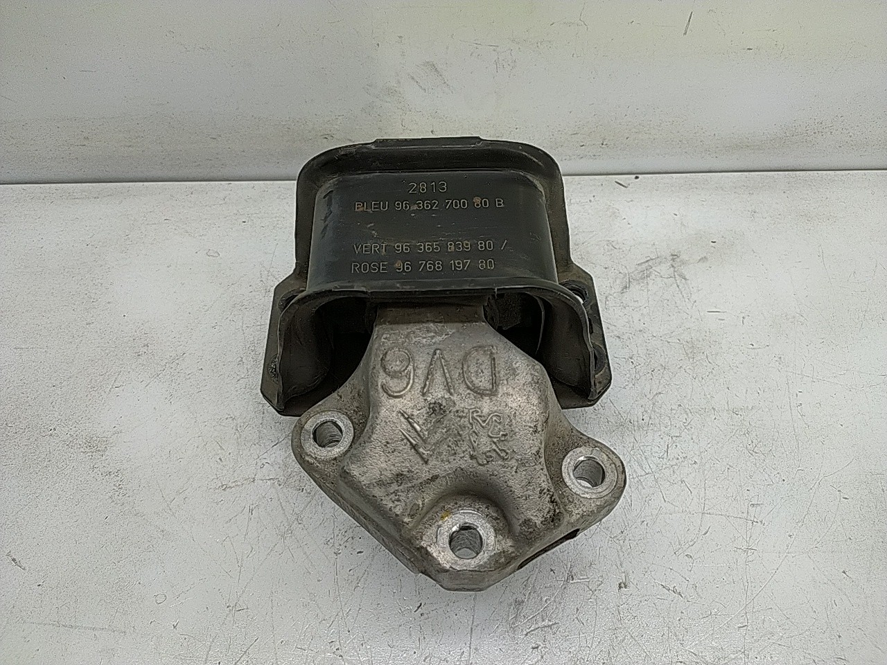 Apoio motor (20275910).