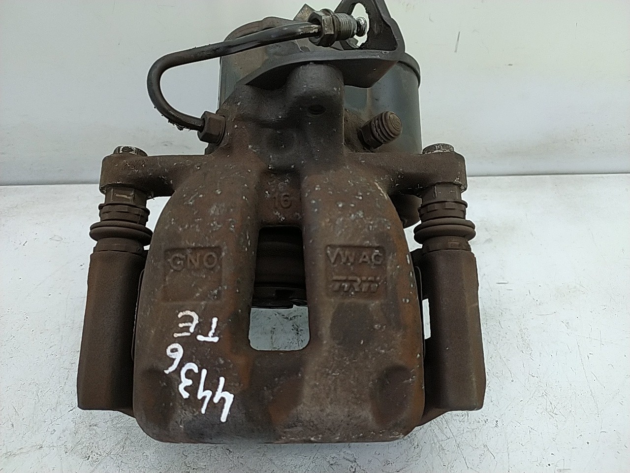 Pinça tras esquerda (20275239).