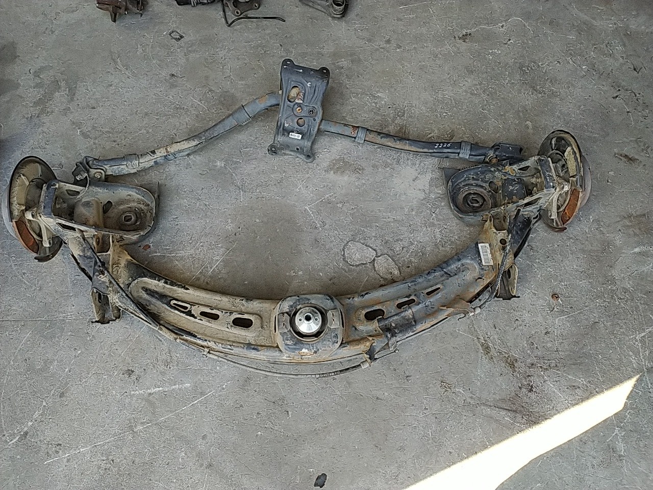 Eixo ponte traseiro (20223168).