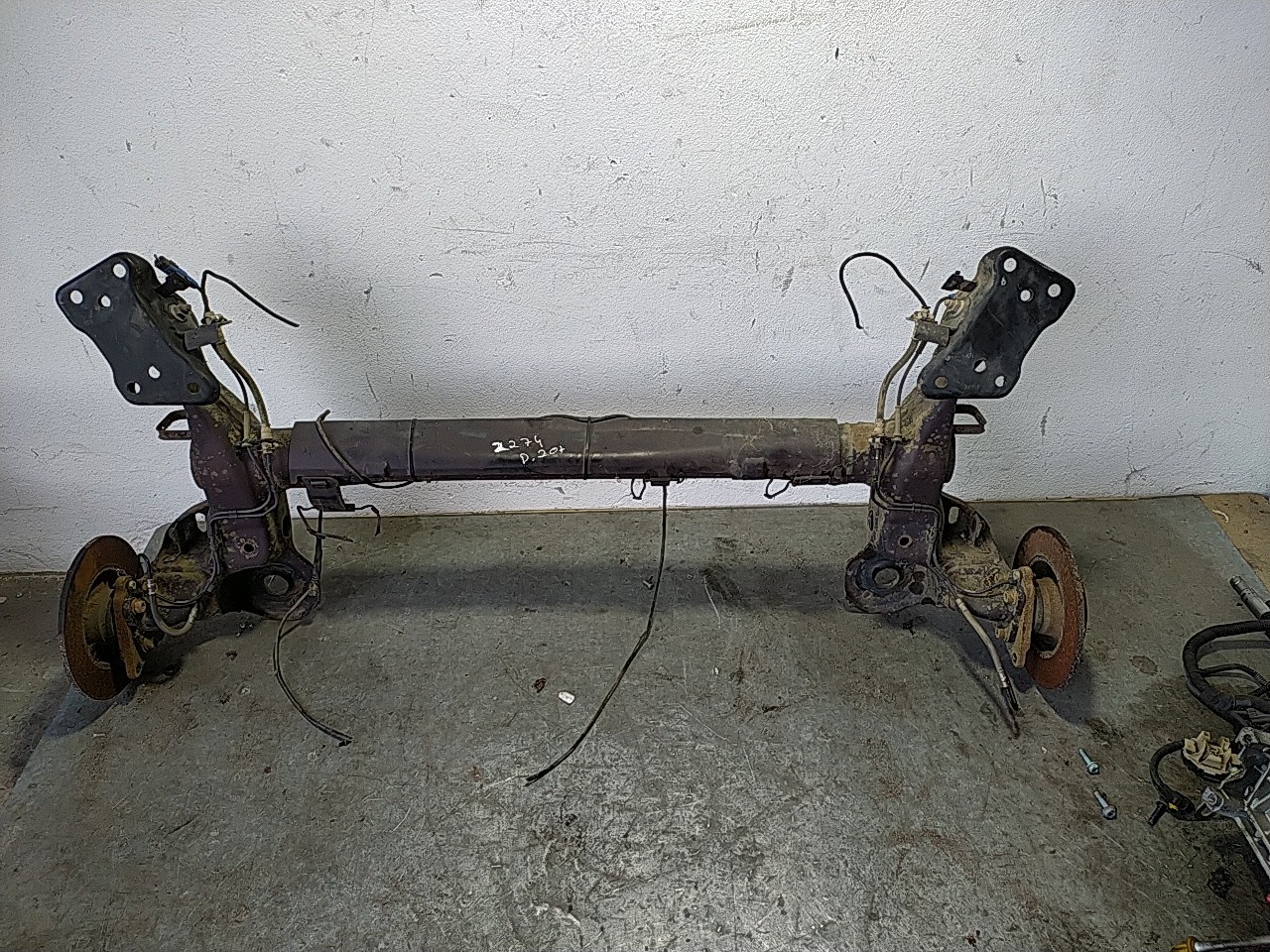 Eixo ponte traseiro (20276065).