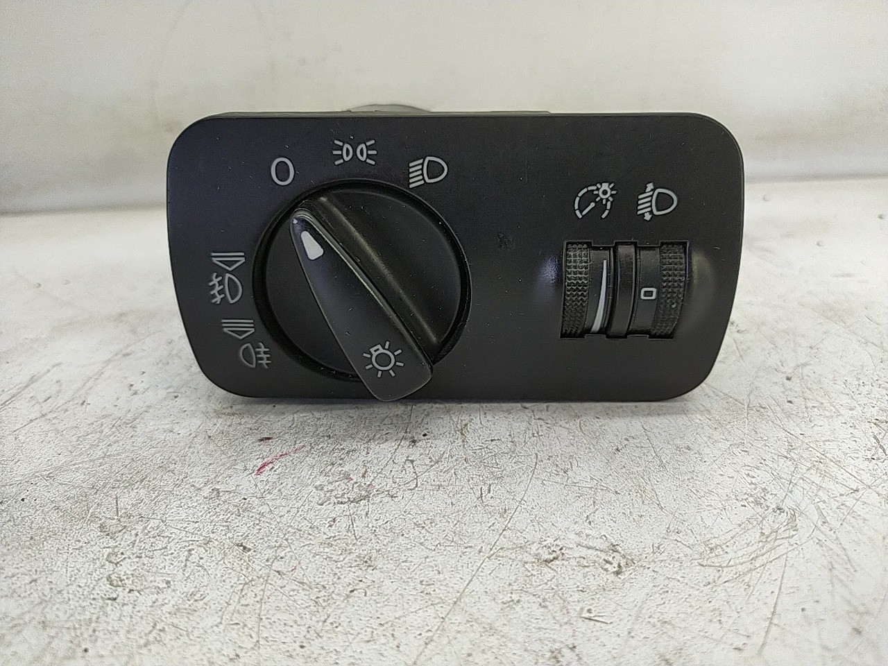 Interruptor luz/nevoeiro (150944).