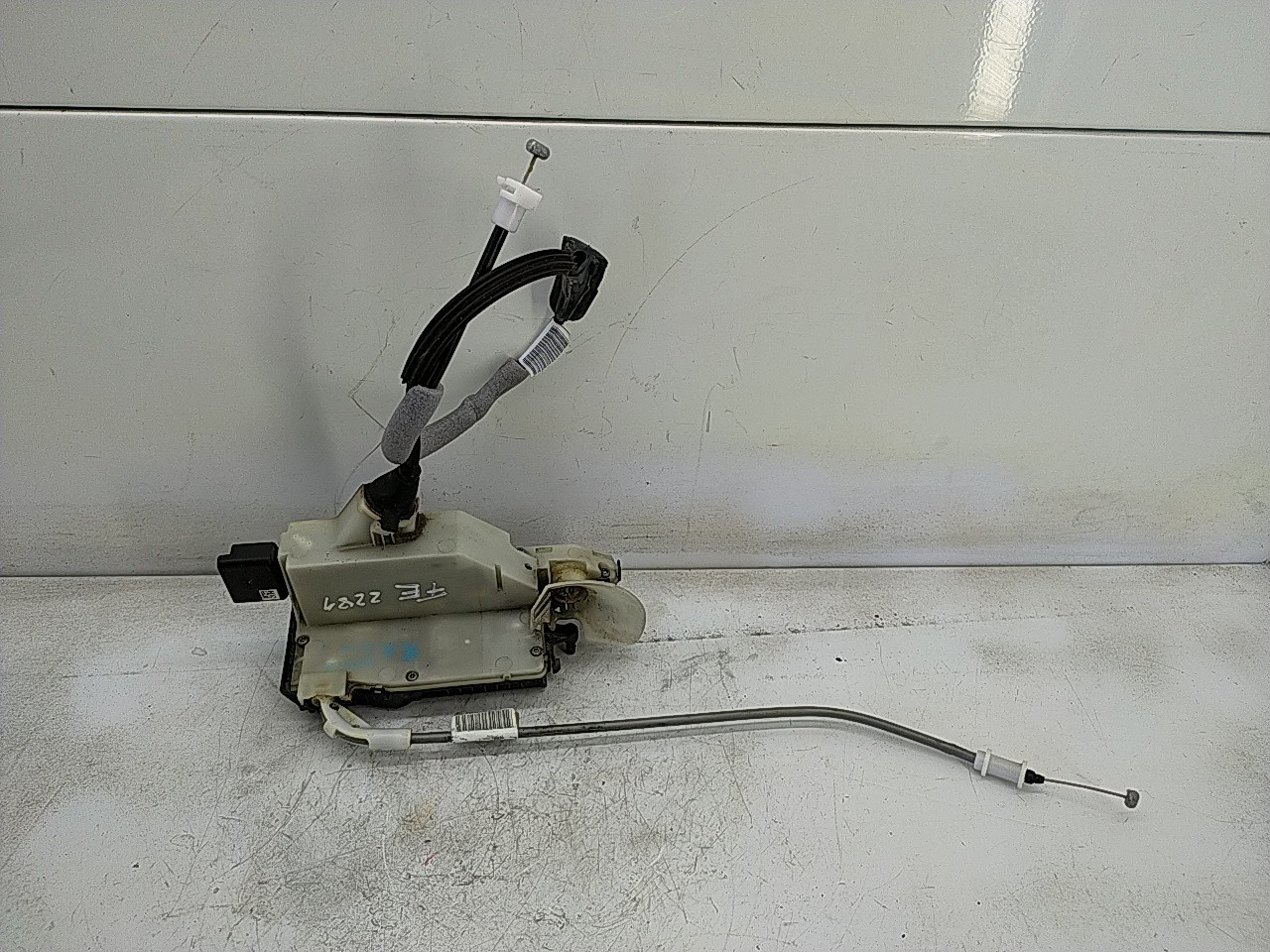 Fecho porta  fte esq (20275429).