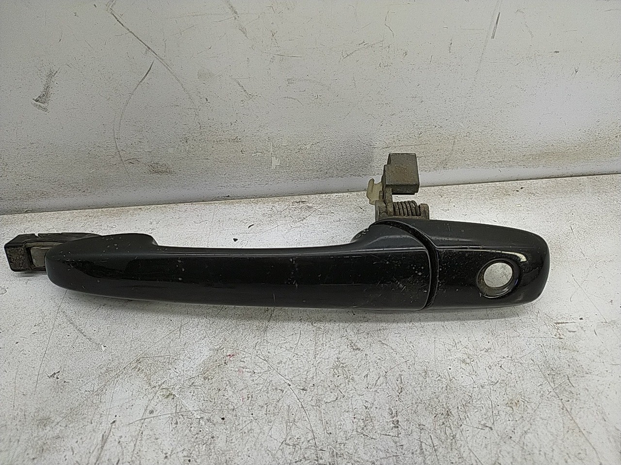 Puxador frente esquerdo (20196852).