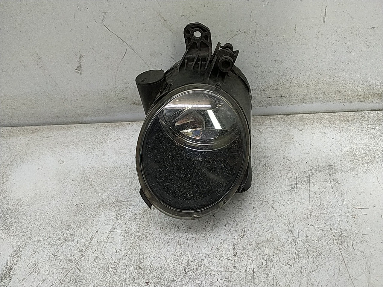 Farol nevoeiro esquerdo (20276200).