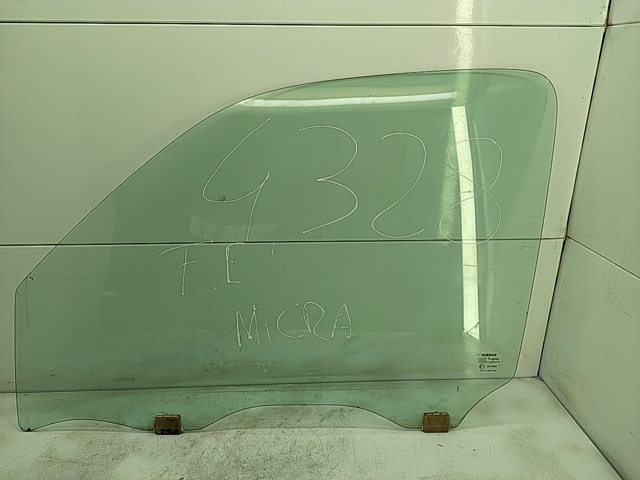 Vidro porta frente esquerda (20212023).