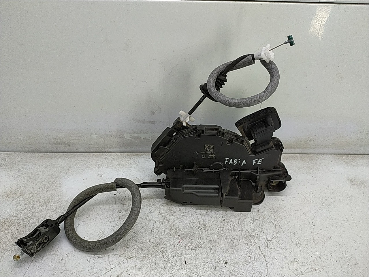 Fecho porta  fte esq (20275943).