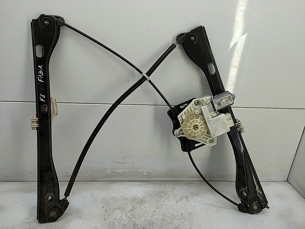 Elevador elect fte esq