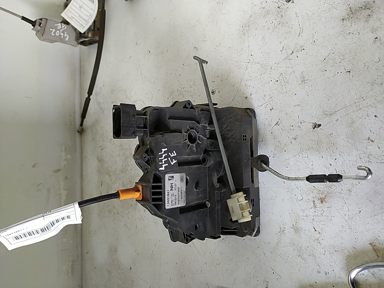 Fecho porta  fte esq (20276400).