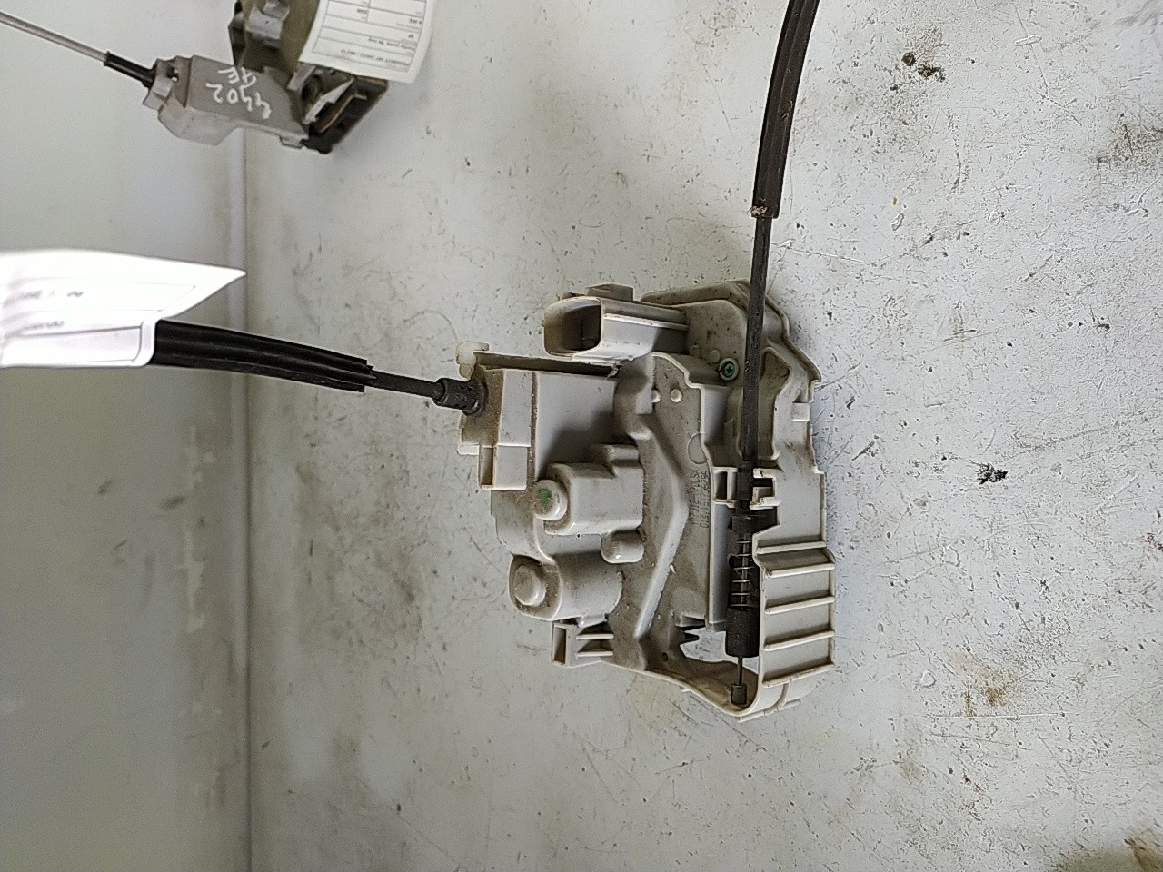 Fecho porta  tras esquerdo (20220963).