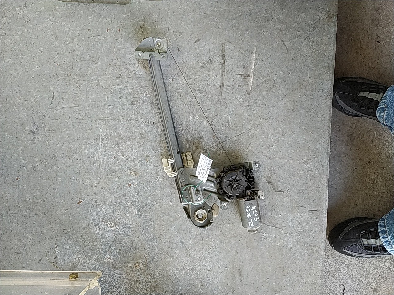 Elevador elect tras esq (20194817).