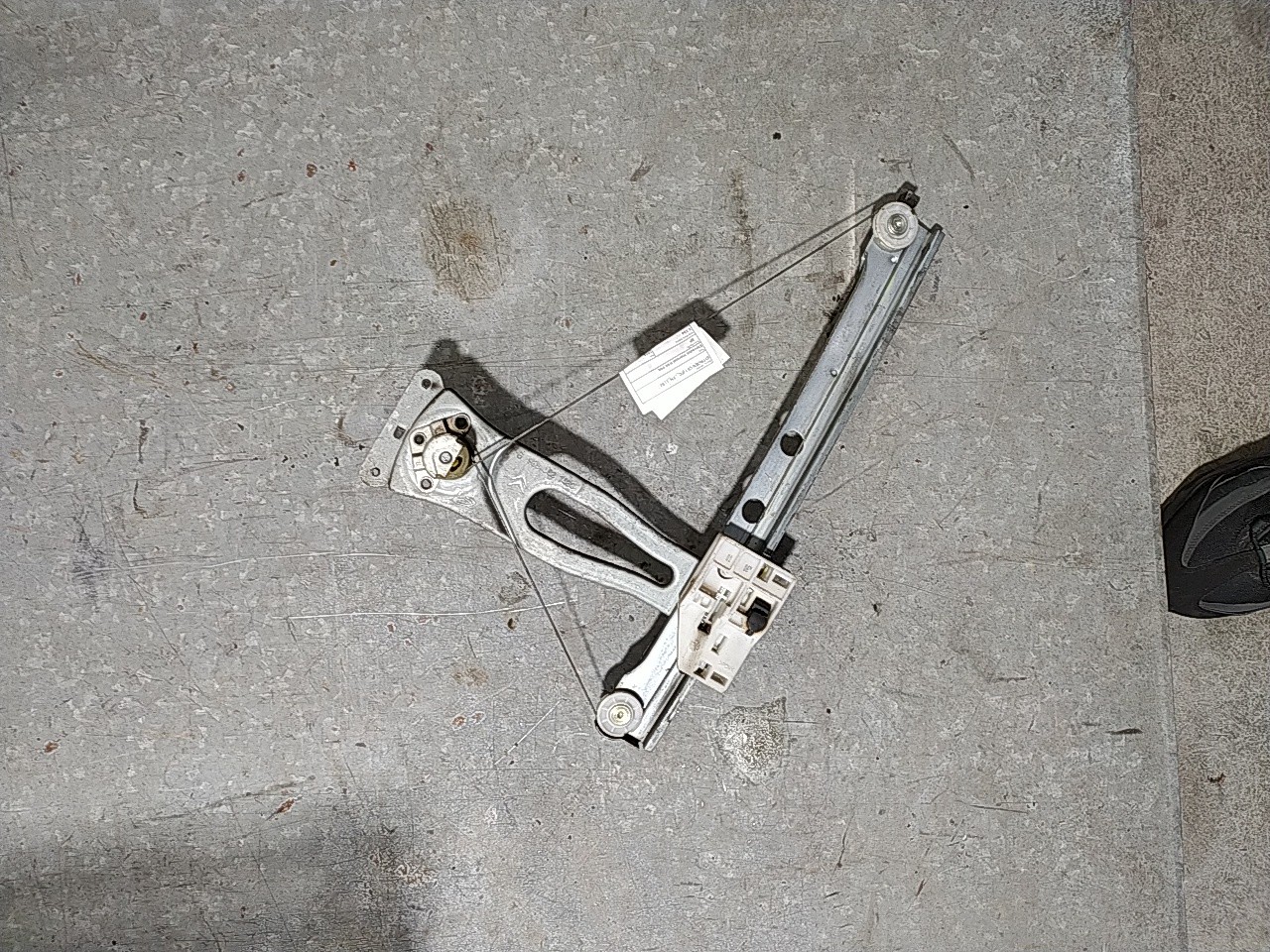 Elevador manual tras esq