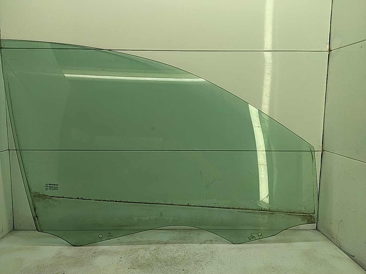 Vidro porta frente direita (20277312).