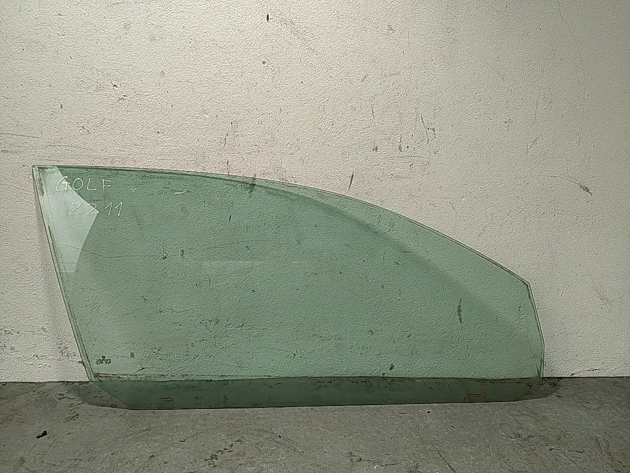 Vidro porta frente direita (20216661).