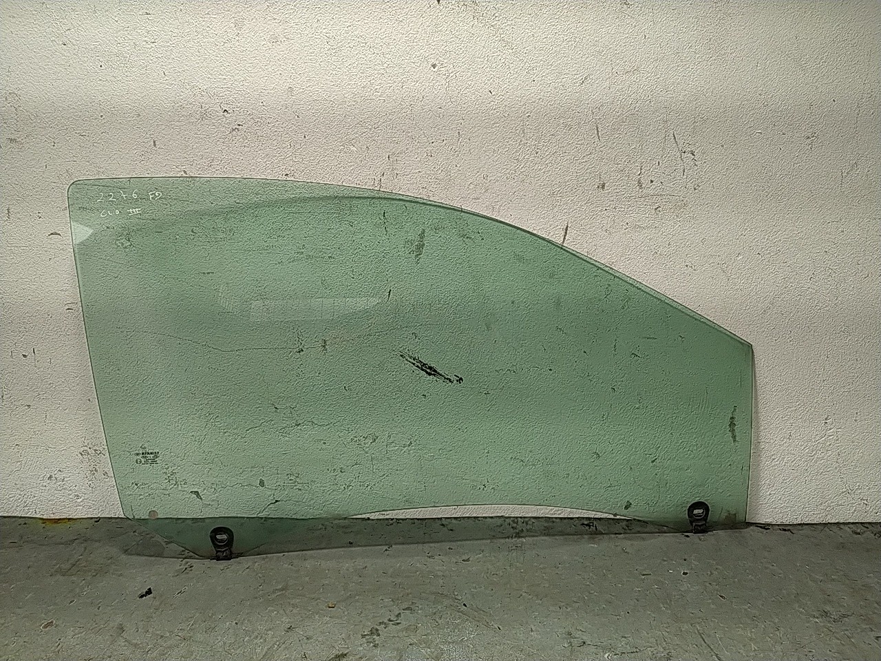 Vidro porta frente direita (20267127).