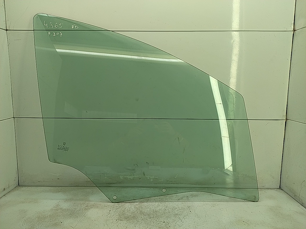 Vidro porta frente direita (20277314).