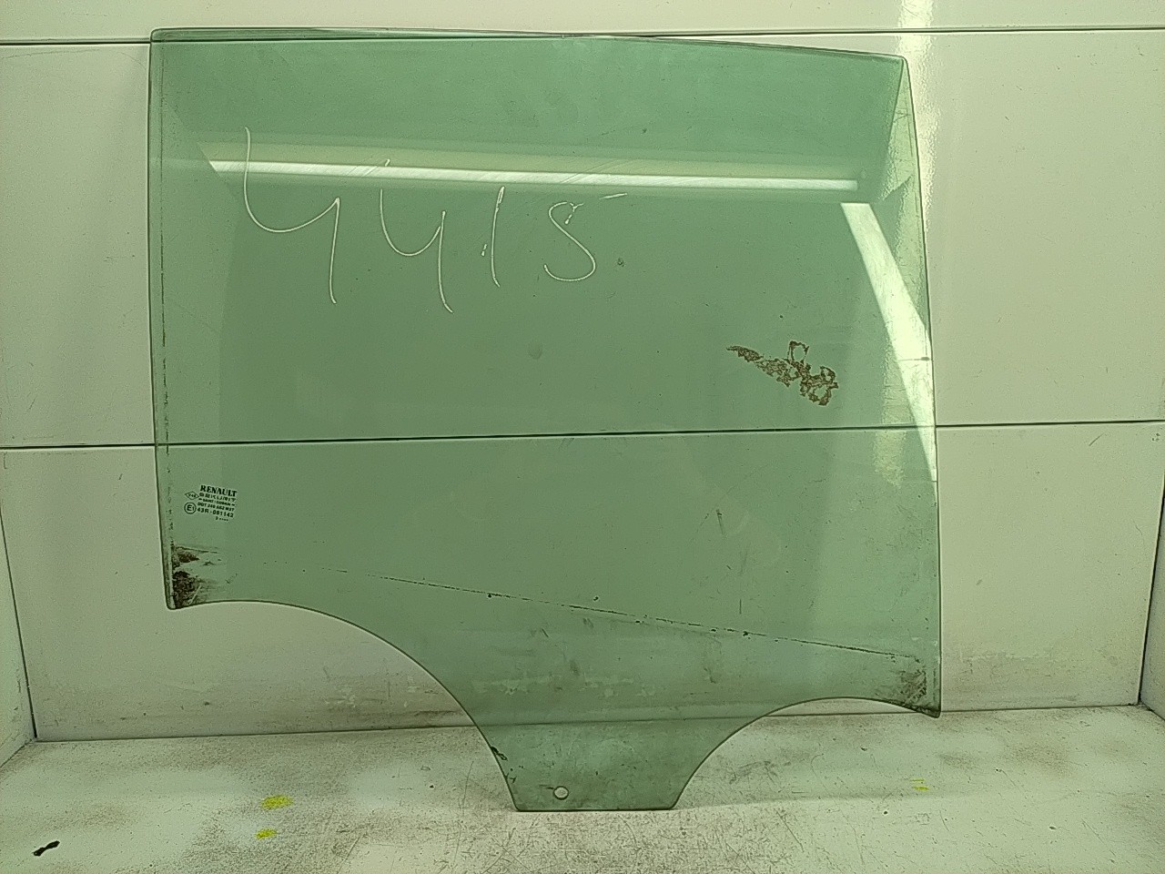 Vidro porta tras direita (20277330).