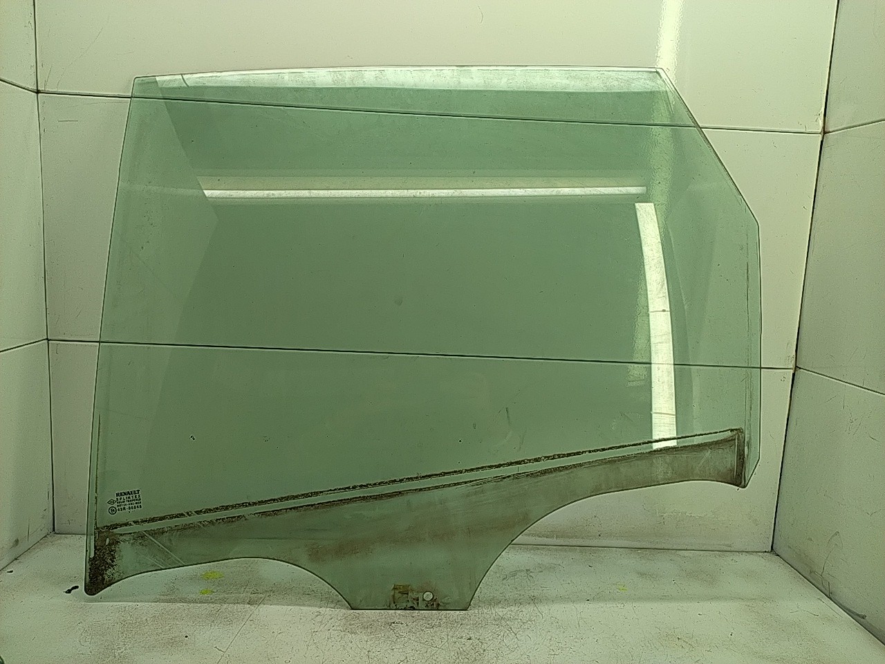 Vidro porta tras esquerda (20199641).