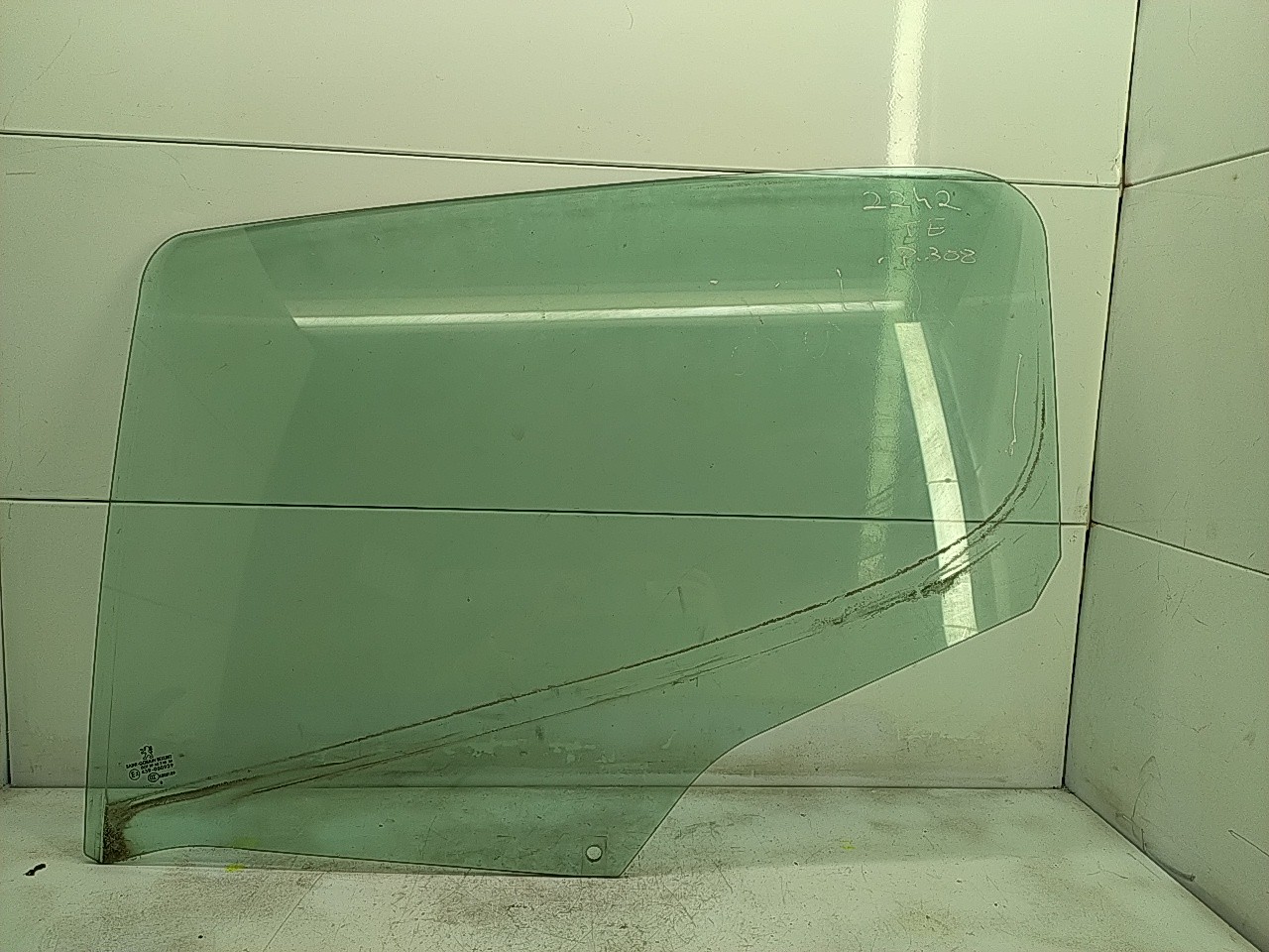 Vidro porta tras esquerda (20233959).