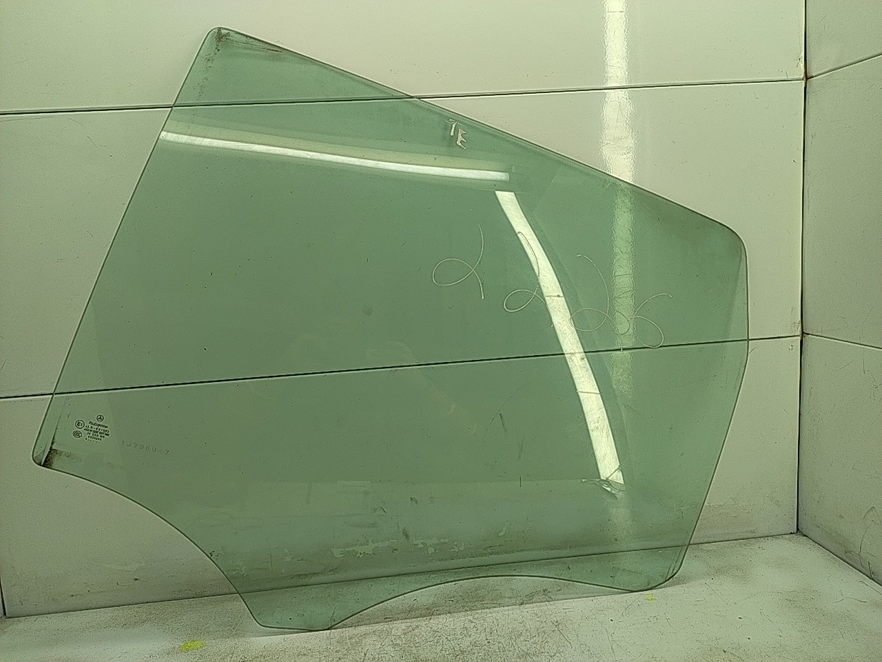 Vidro porta tras esquerda (20223364).