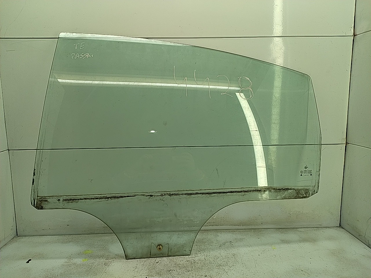 Vidro porta tras esquerda (20273566).