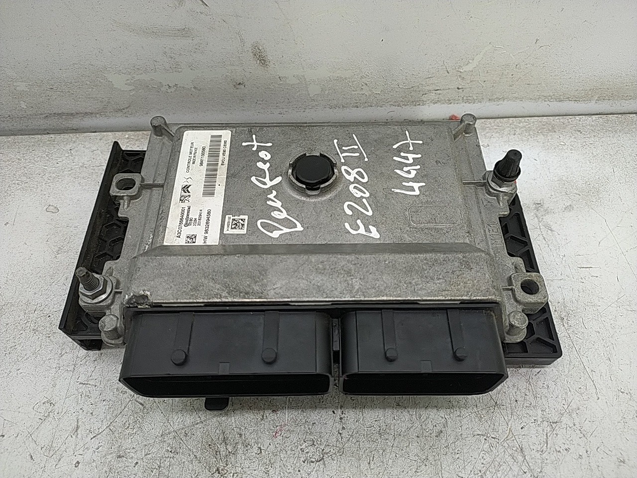 Centralina motor (20277367).