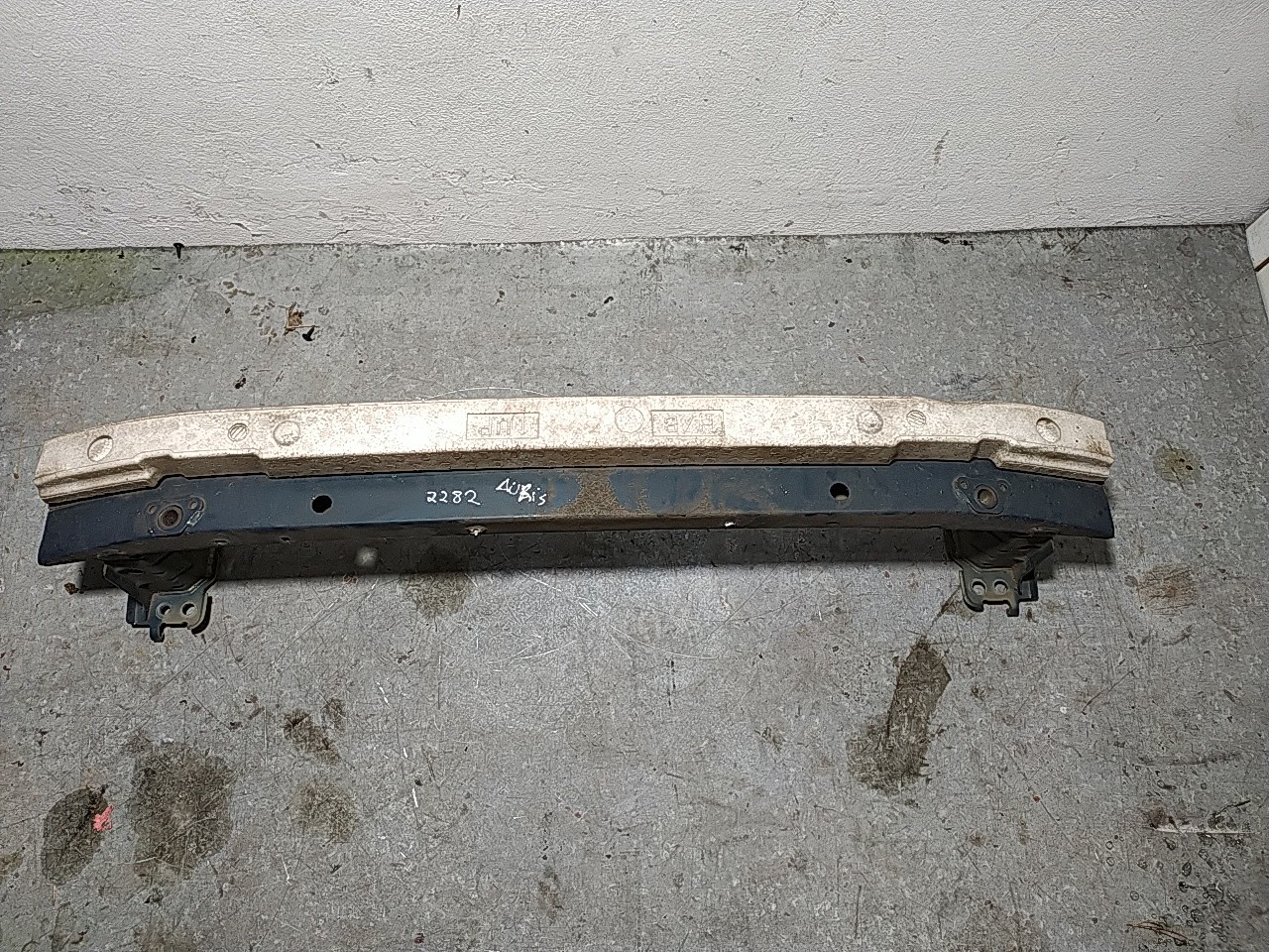 Reforço para choques frente (20276549).