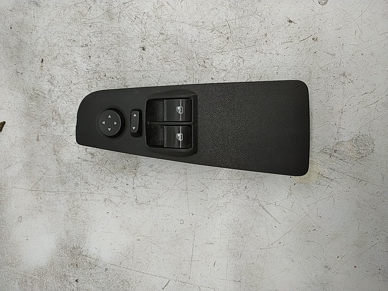 Interruptor vidros porta cond/pass (20276593).