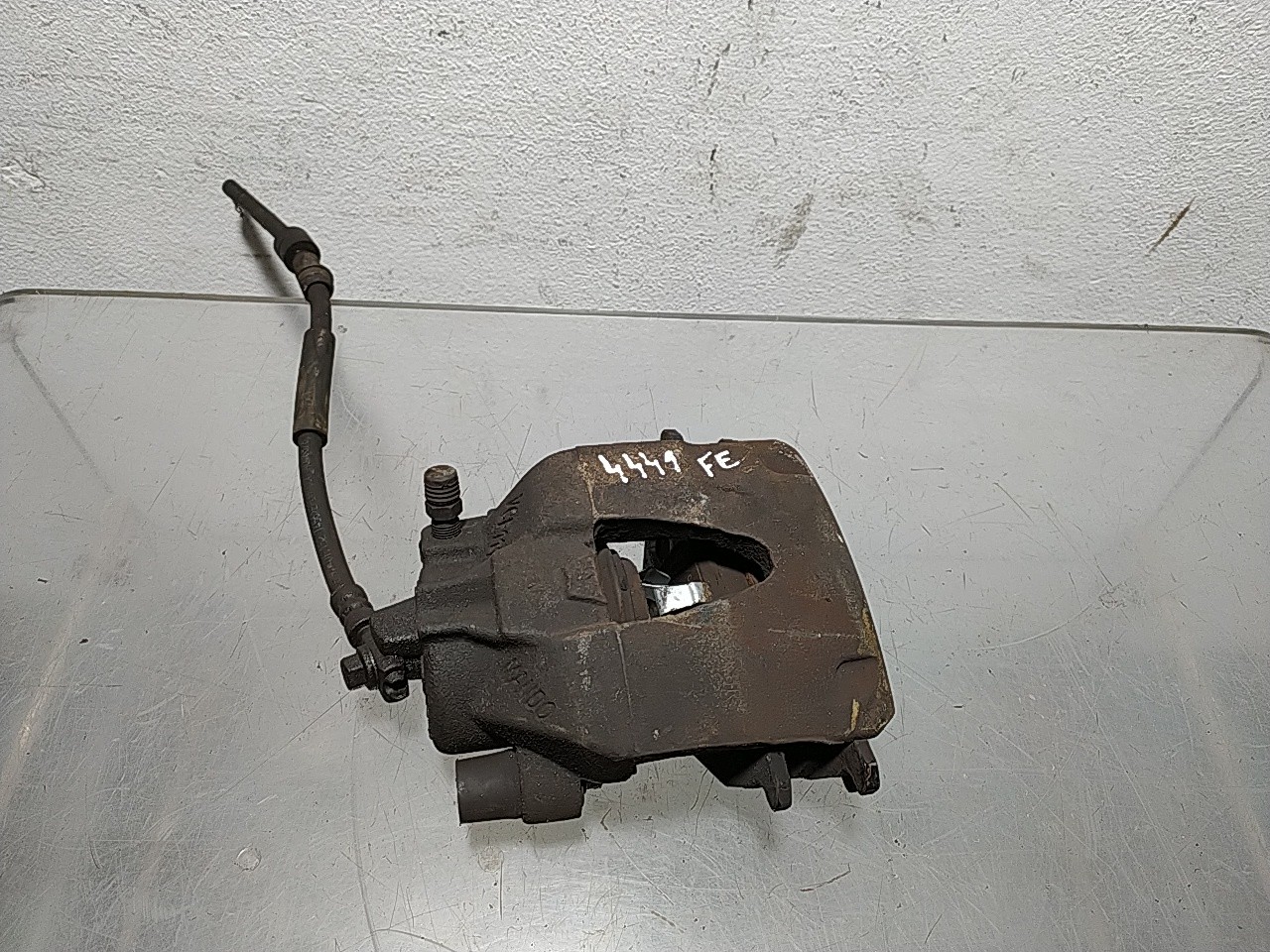 Pinça frente esquerda (20275960).