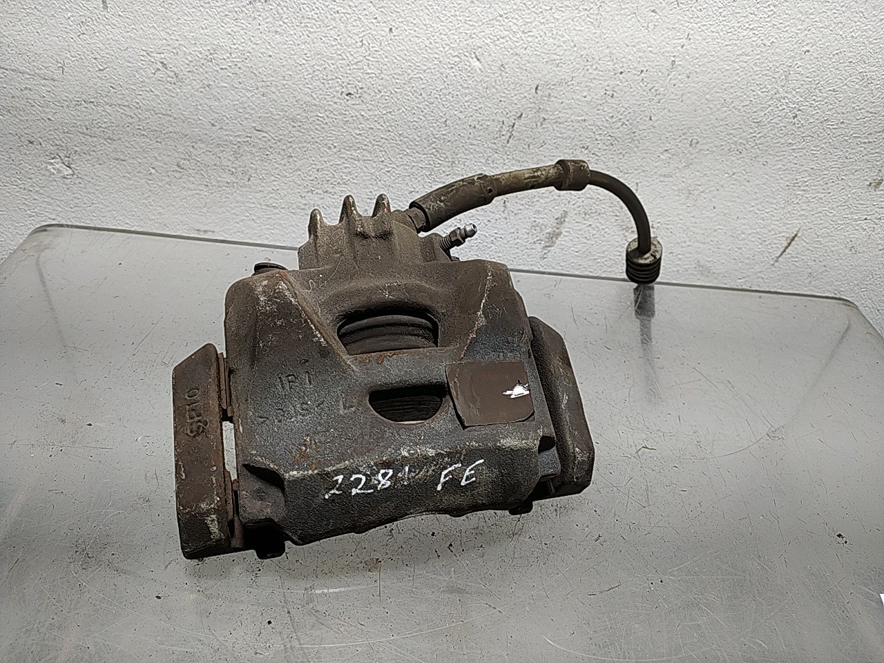 Pinça frente esquerda (20275454).