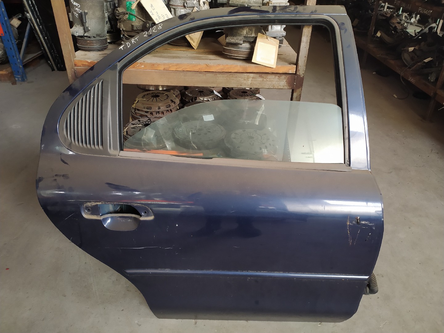 Porta tras direita (115712).