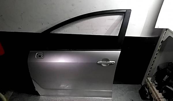 Porta frente esquerda (20208879).