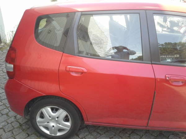 Vidro porta tras direita (20210389).