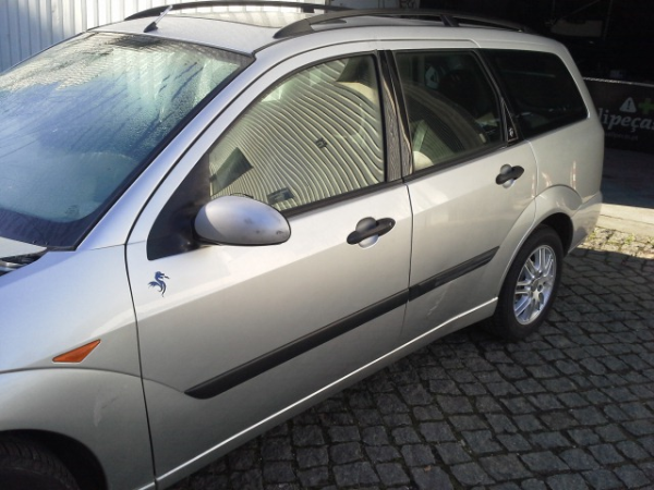 Porta frente esquerda (20214319).