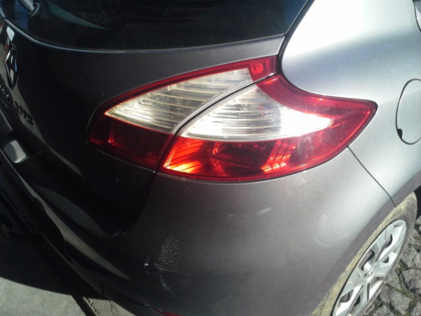 Farolim tras direito (20214139).