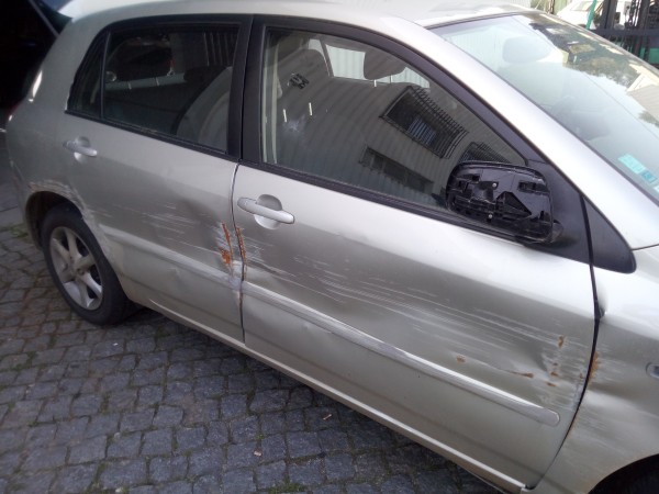 Vidro porta frente esquerda (20217870).