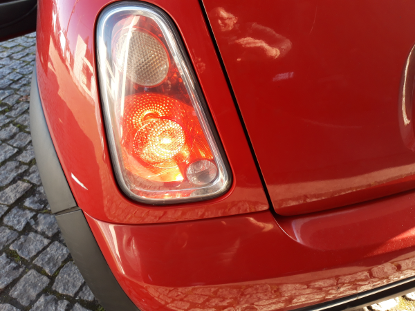 Farolim tras esquerdo (20234592).