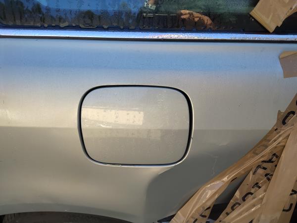 Porta de combustivel (20252845).