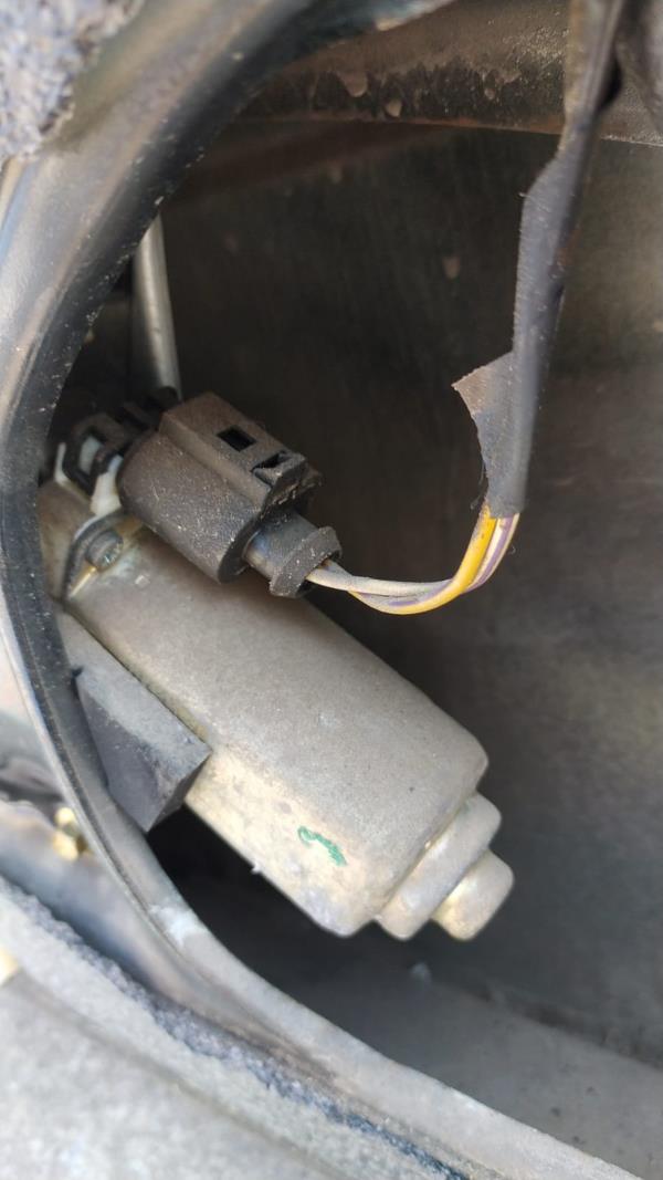 Elevador elect fte dto (20263128).