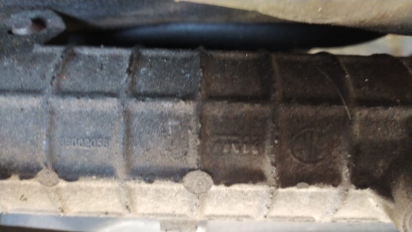 Caixa direcção assistida (20268009).